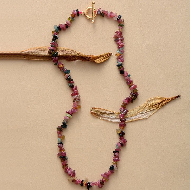 GODDELIJKE VROUWELIJKE TOERMALIJN HALSKETTING