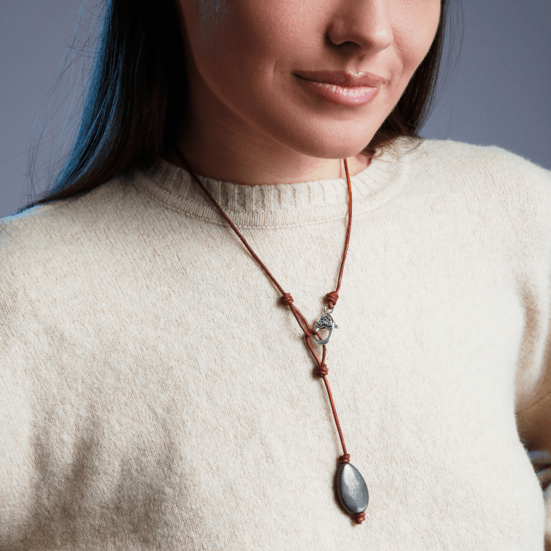 VONKEN EN KRACHT' UNISEX PYRIET KWASTJES KETTING