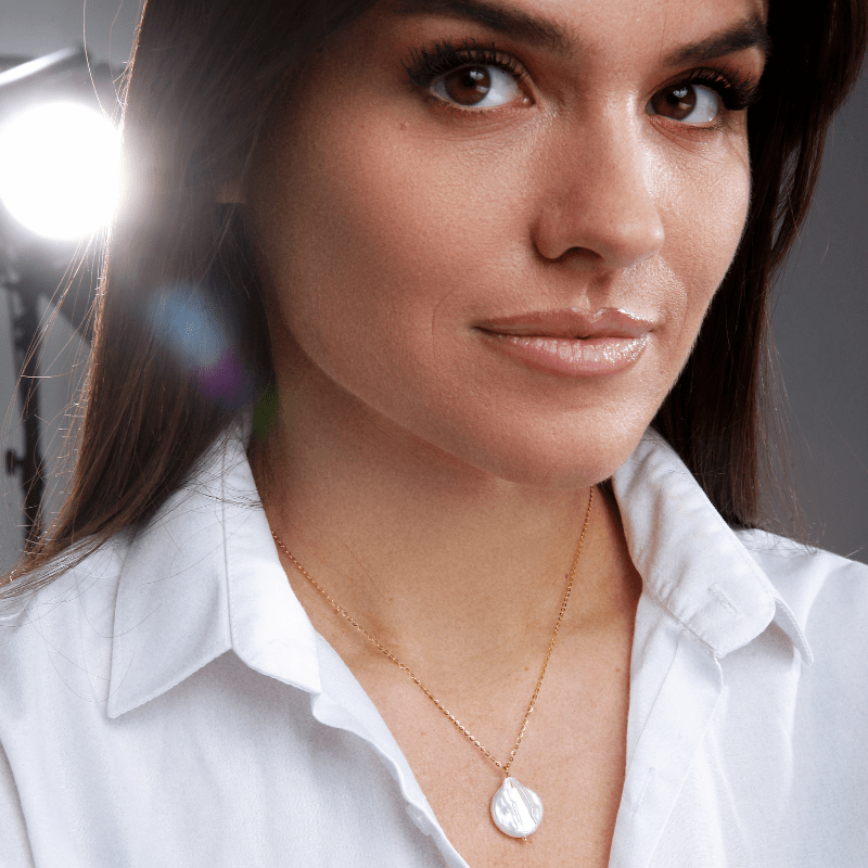 TIJDLOZE KLASSE PARELKETTING