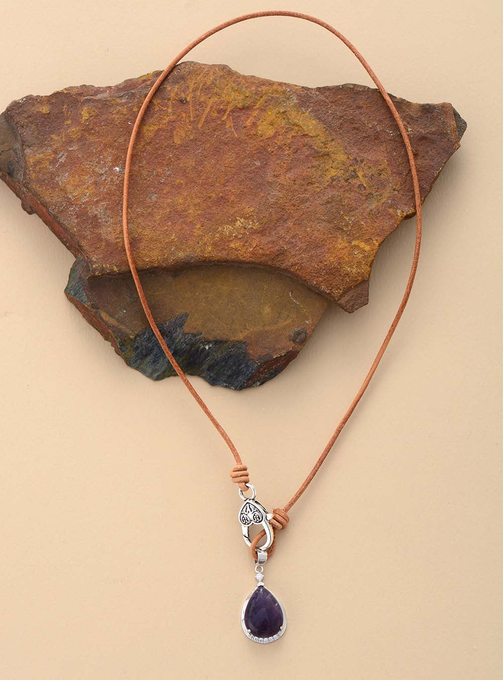 TRANQUILITY AMETHIST HANGER KETTING