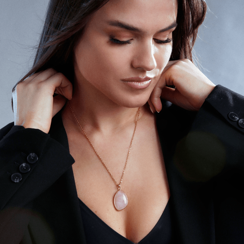 ZACHTE ELEGANTIE NATUURLIJKE EDELSTEEN GOUDEN HANGER HALSKETTING