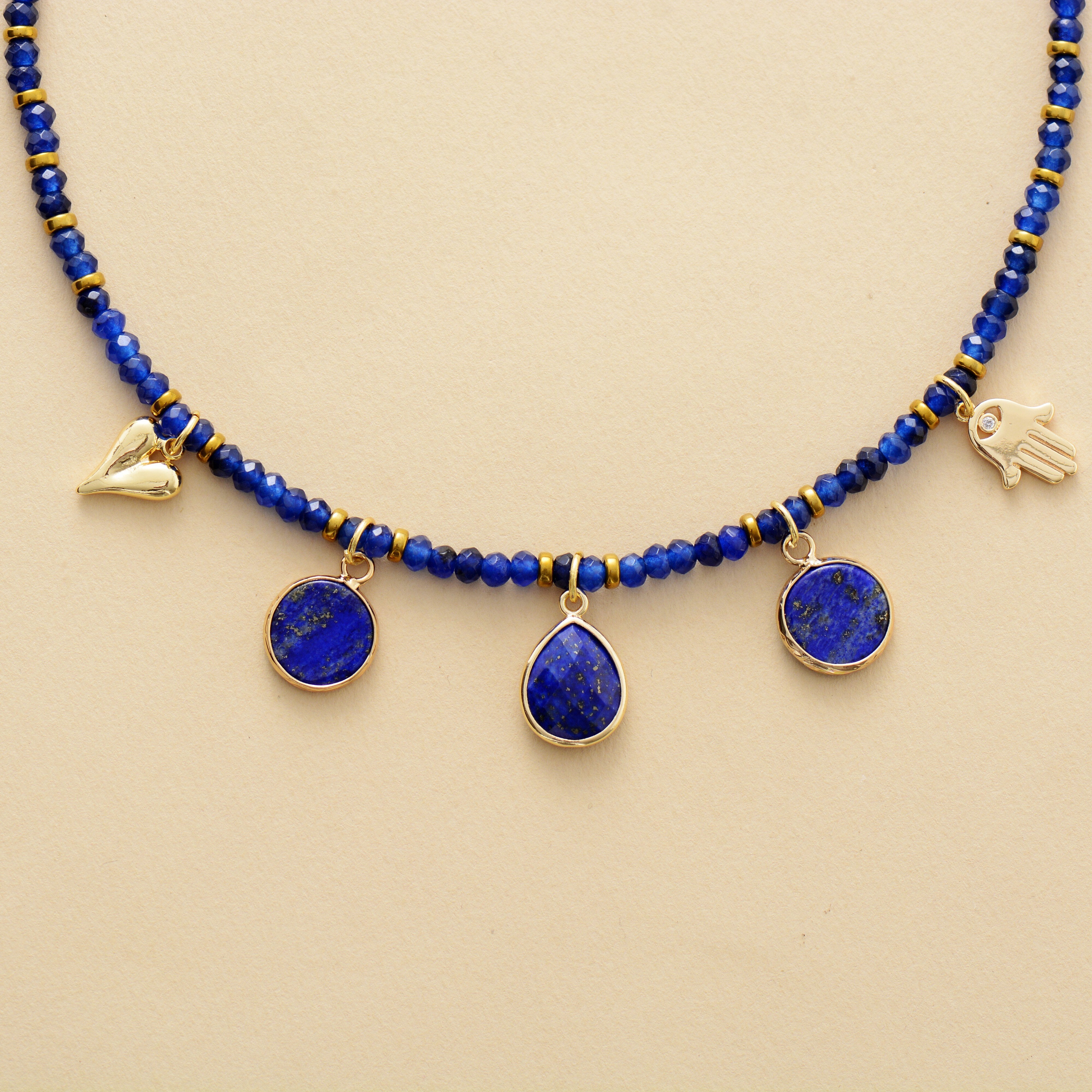 VOORSPOED HAMSA HAND LAPIS LAZULI KETTING