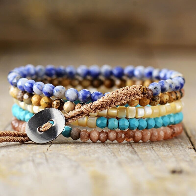 MOEITELOZE GELAAGDE ARMBAND MET NATUURLIJKE EDELSTENEN