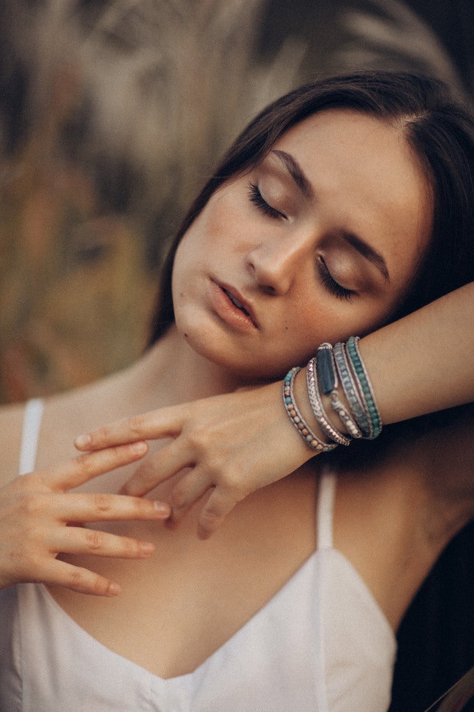 HELENDE TOPAAS ARMBAND | BEVORDERT INSPIRATIE
