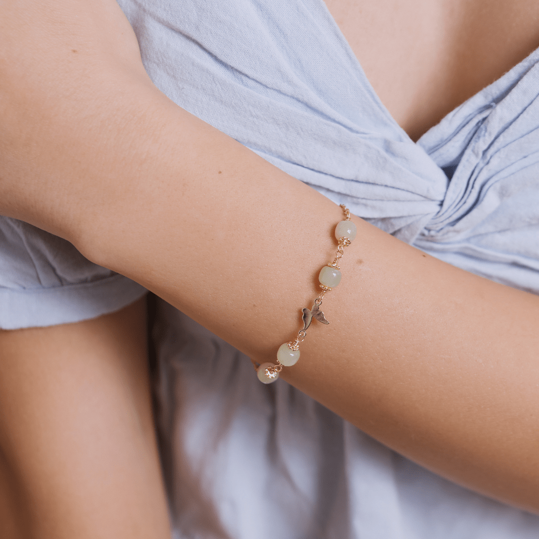 CHARISMATISCHE VLINDER JADE GOUDEN ARMBAND