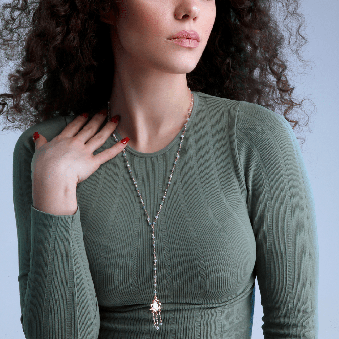 OOGVERBLINDENDE ZUIVERHEID AQUAMARIJN & LABRADORIET LOTUS KETTING