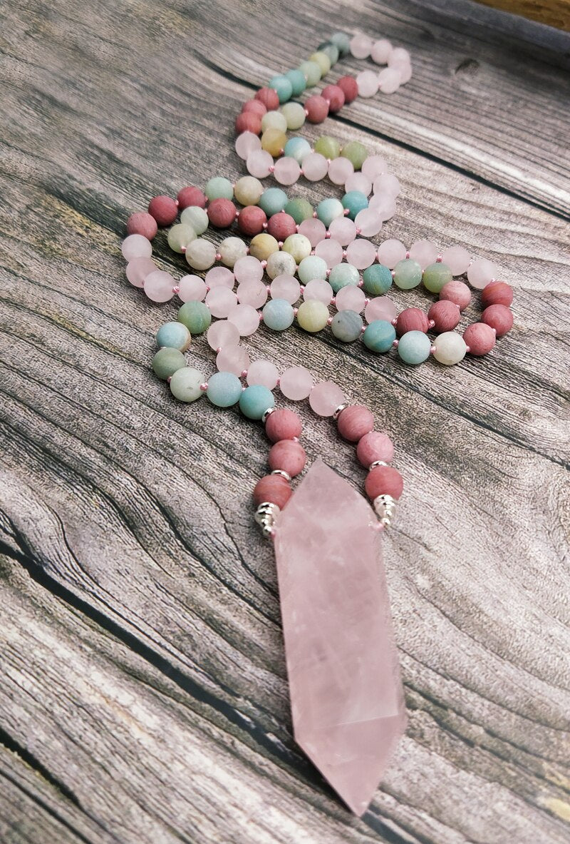"DELICATE BLUSH" KWARTZ MALA KETTING