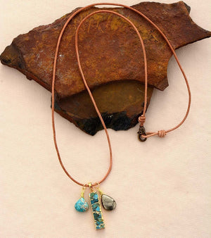 EENVOUDIGE SCHOONHEID TURQUOISE & PYRIET KETTING