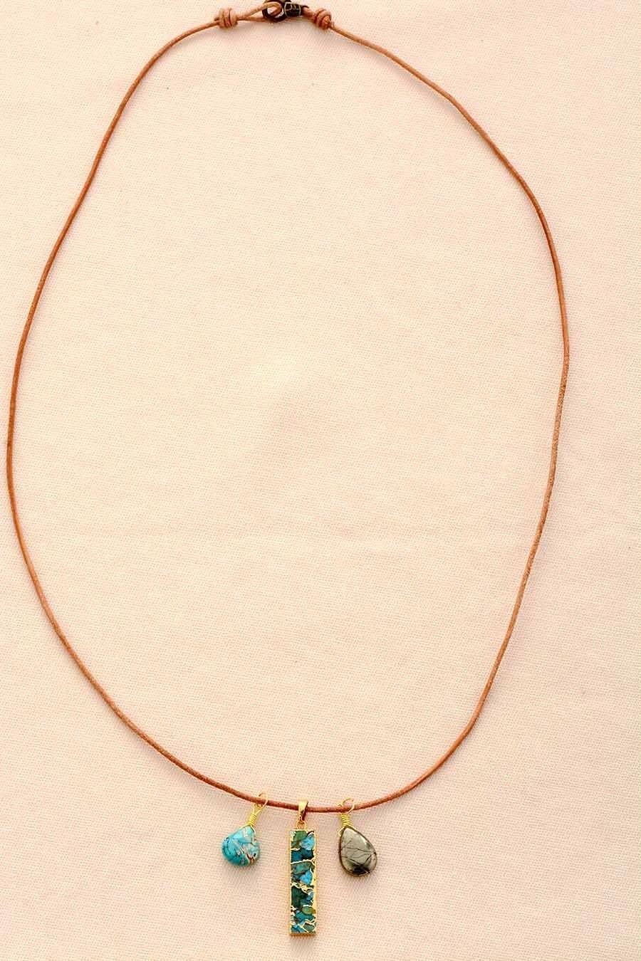 EENVOUDIGE SCHOONHEID TURQUOISE & PYRIET KETTING