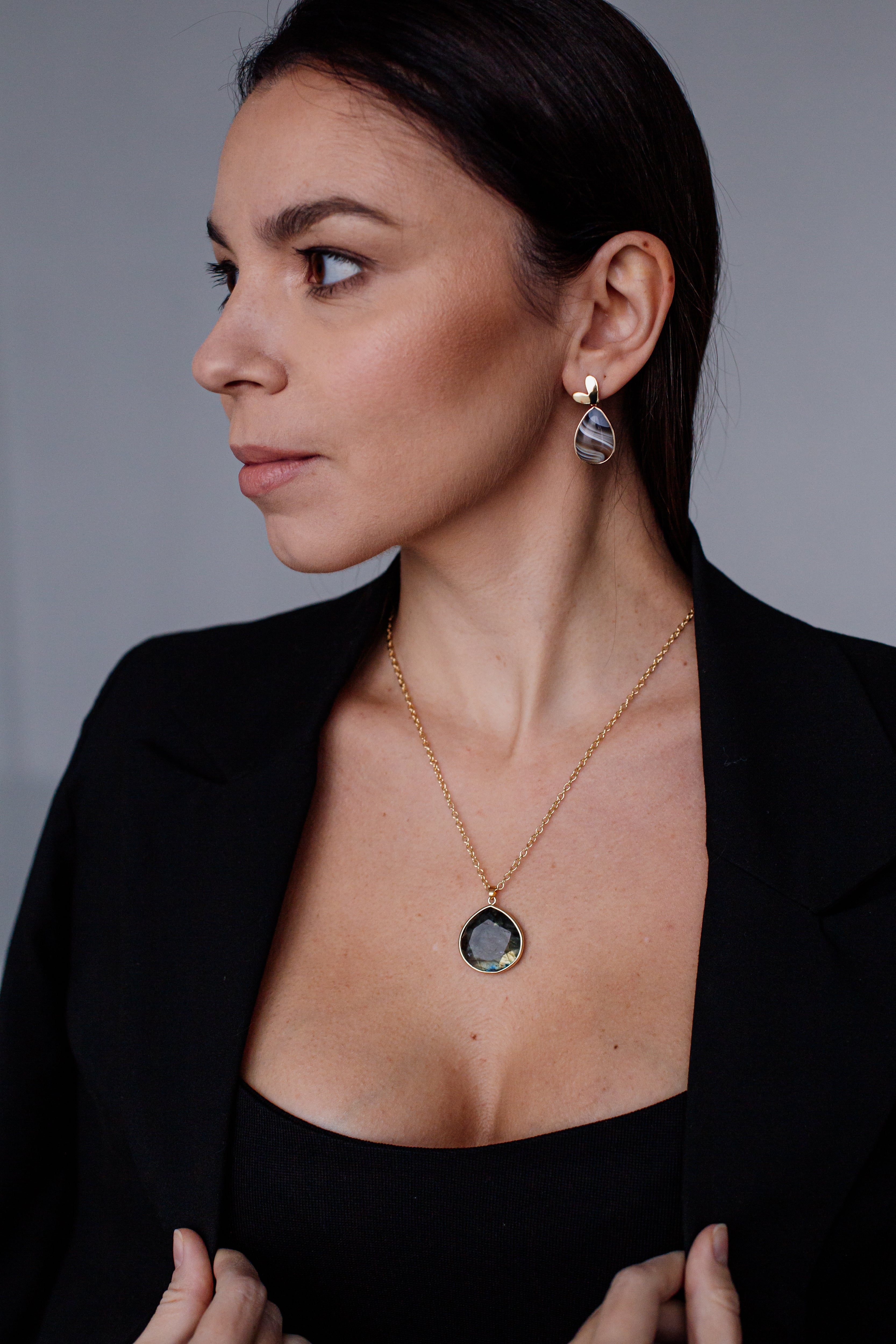 NATUURLIJKE LABRADORIET HALSKETTING