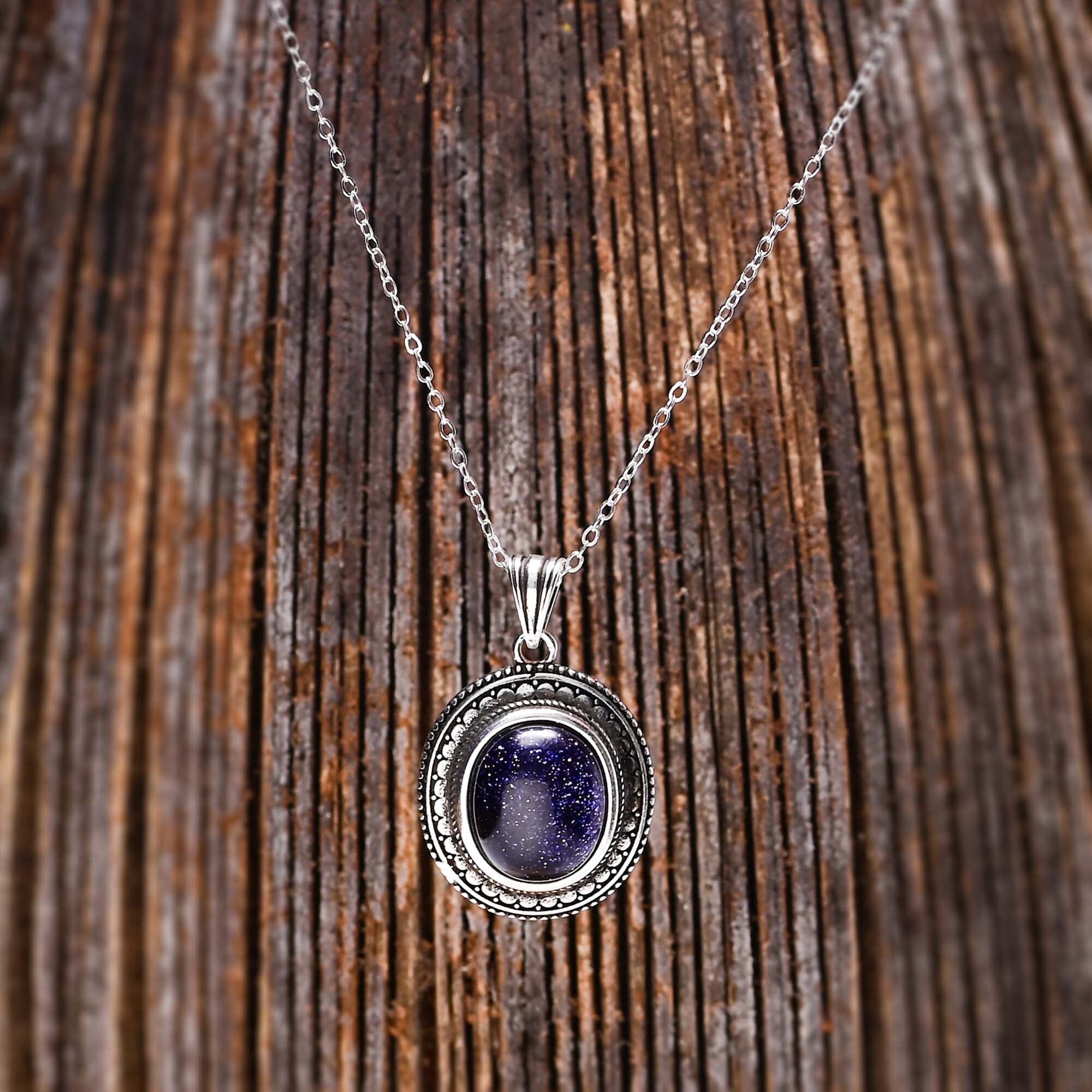 PURA - STERRENNACHT BLAUWE ZANDSTEEN HANGER HALSKETTING