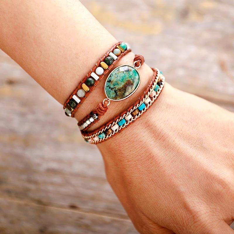 SCHITTERENDE ENERGIE TURQUOISE OMWIKKELDE ARMBAND