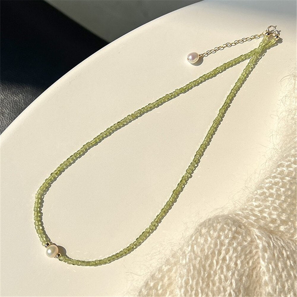 STRAKKE GENEZER PAREL & PERIDOT KETTING