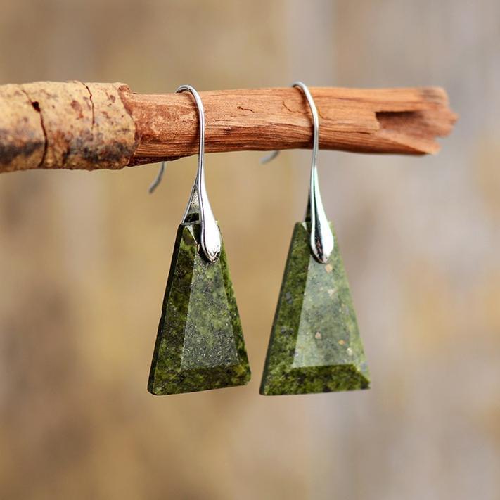GEOMETRISCHE EDELSTEEN DESIGNER OORBELLEN
