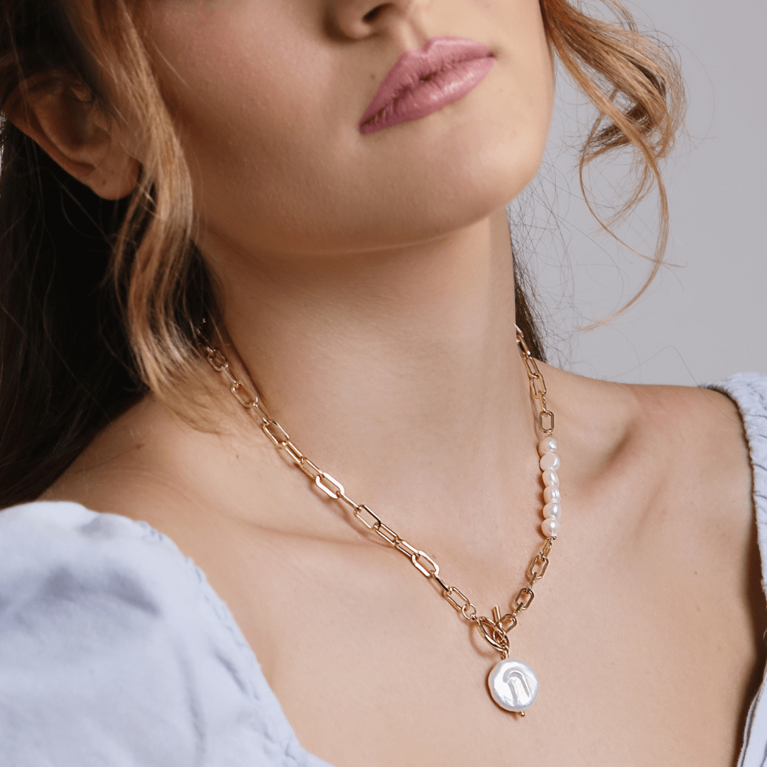 TOUCH OF ELEGANCE ZOETWATERPAREL VERGULDE KETTING