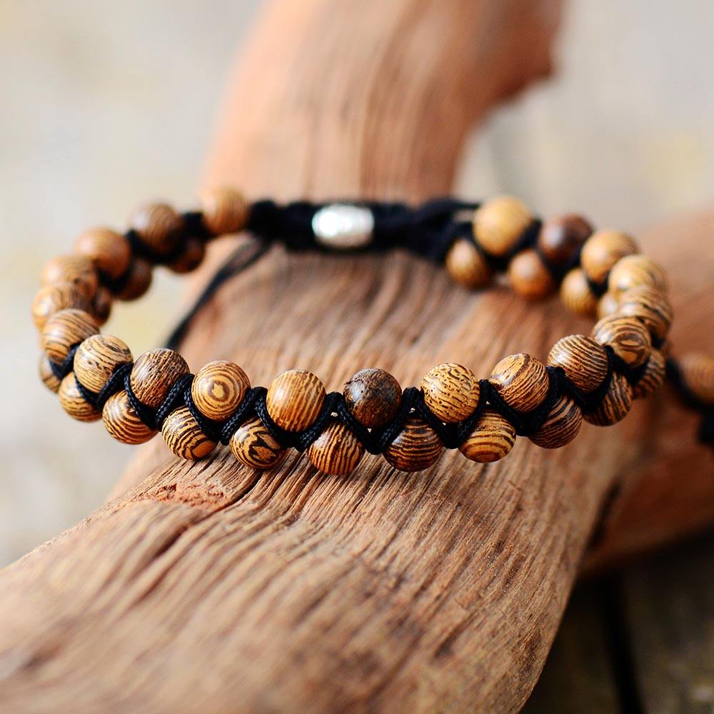GEVLOCHTEN HOUTEN ARMBAND