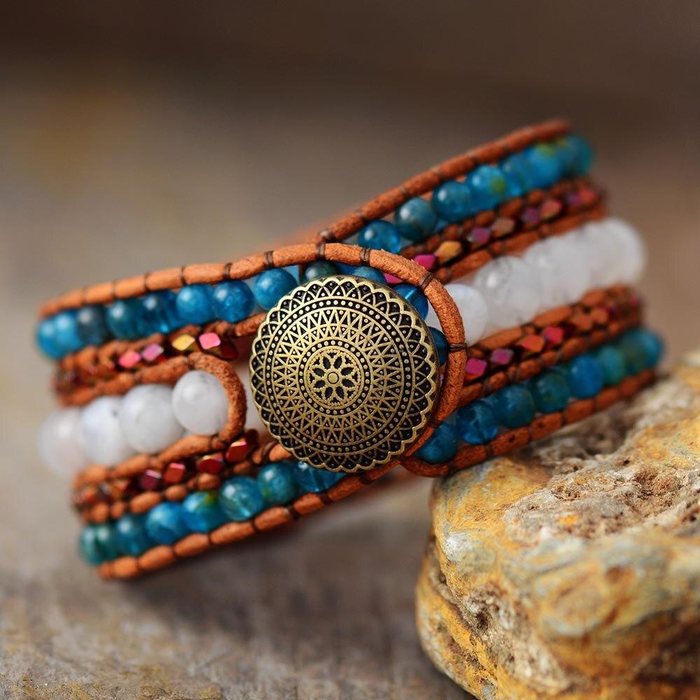 "EEN NIEUW BEGIN" MOONSTONE ARMBAND