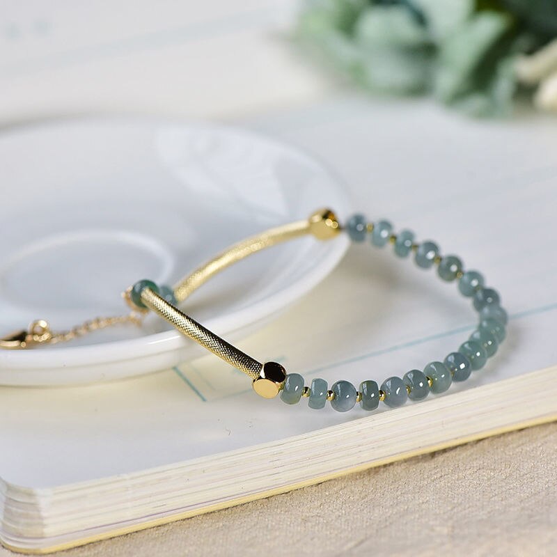 ELEGANTE HALFSTIJVE JADE ARMBAND